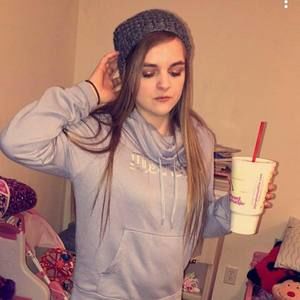 Meet your Posher, Brittany